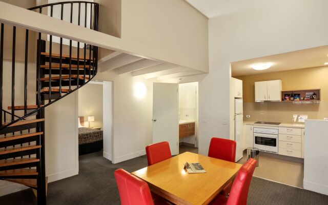 The Old Woolstore Apartment Hotel