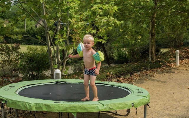 Cosy Holiday Home in Castelnaud-la-chapelle