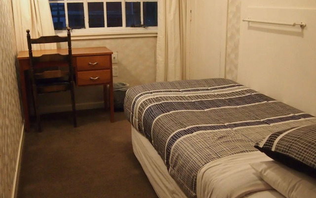 Kiwis Nest - Hostel
