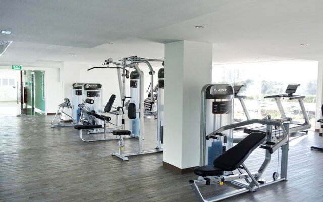 Amazon Condo & Water Park Pattaya