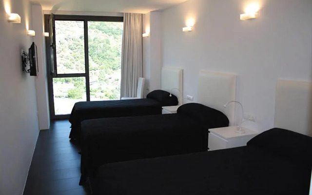 Hostal Tres Campanas