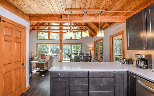 Mountain Crest Villa House