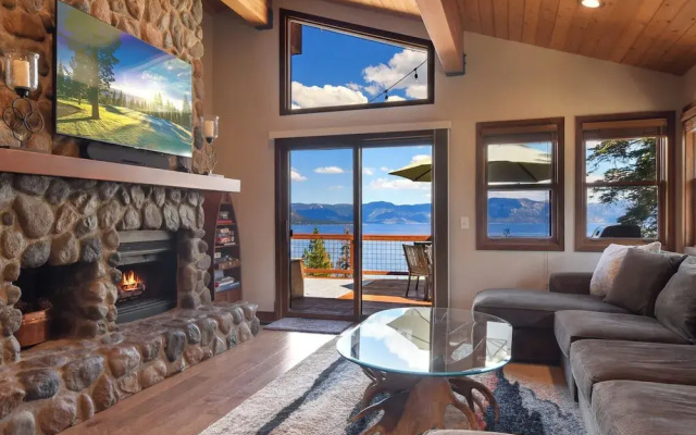 Shoreline Vista | 180° Lake Views | Pet-Friendly | 2 Master Suites