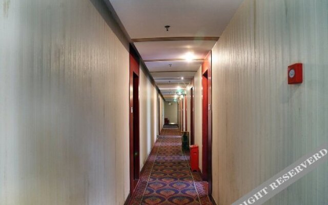Yuntian Hotel (Shenzhen Haibin)