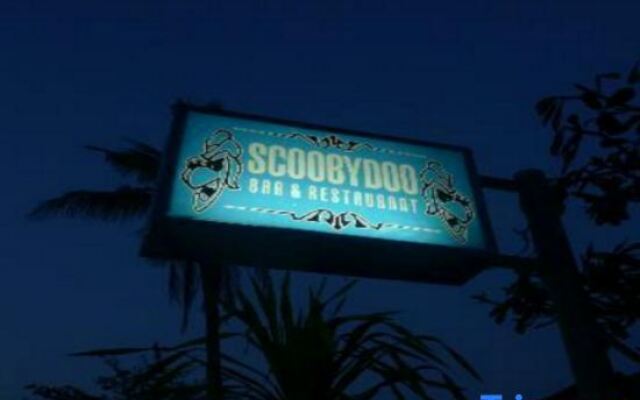 Scooby Doo Beach Bungalow