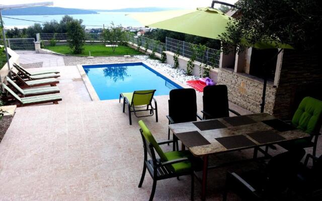 Villa Antea with Pool and Sea View