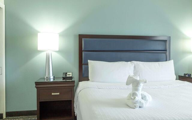 Homewood Suites by Hilton Miami Airport West