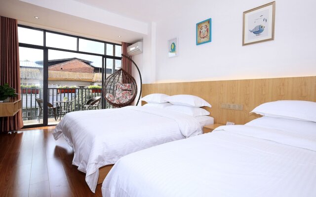 Hua Yue Ge Boutique Hotel