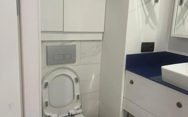 Sunny Apartment Batumi