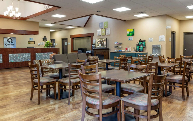 Quality Inn & Suites Zanesville City Center