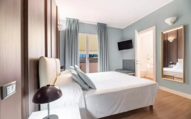 Hotel Riva Del Sole
