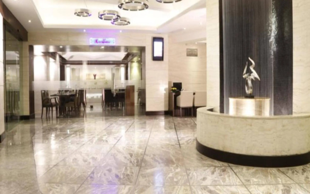 Lords Plaza, Surat
