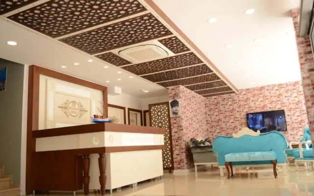 Hotel 117