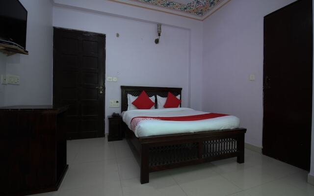 OYO 15896 Hotel Jal Mahal Haveli
