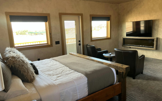 Cougar Ridge Resort