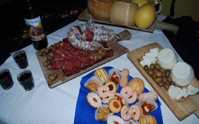 Agriturismo Gulunie a 800 mt dal mare