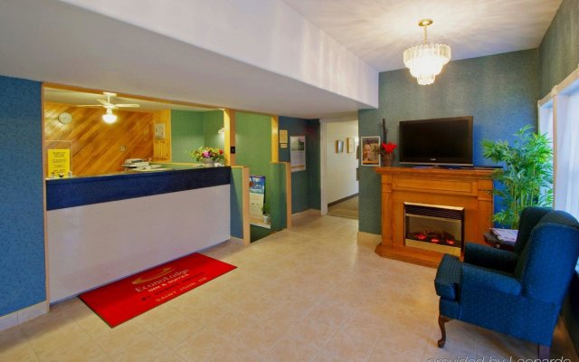 Econo Lodge & Suites Saint John