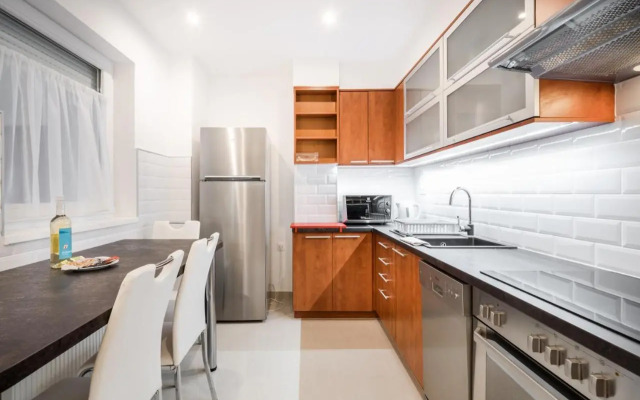 BpR Garay Suite with rooftop terrace & A/C