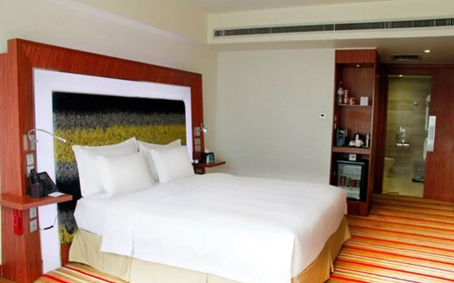 Novotel Zhengzhou Convention Centre