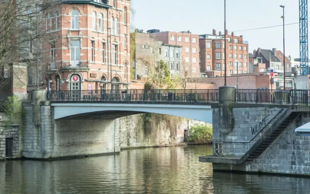 Huswell - Home Away From Home in Center of Ghent