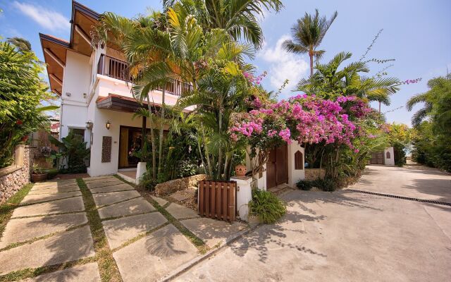 Baan Buaa - 3 Bedroom Beach Side Villa