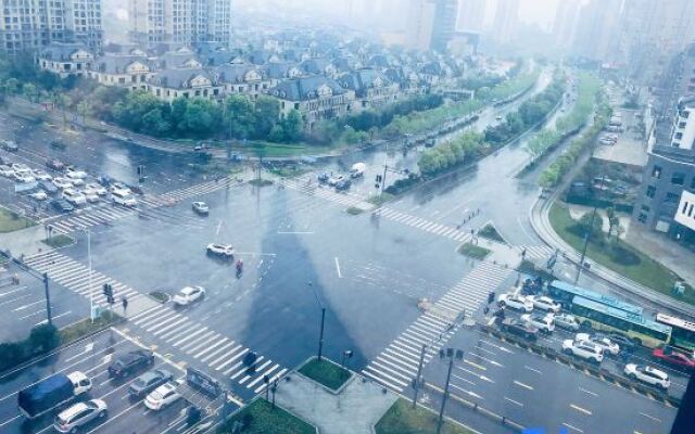 Zhongpu Hotel