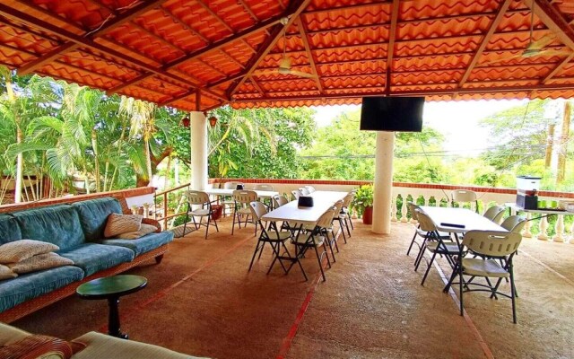 Hotel Casa Blanca
