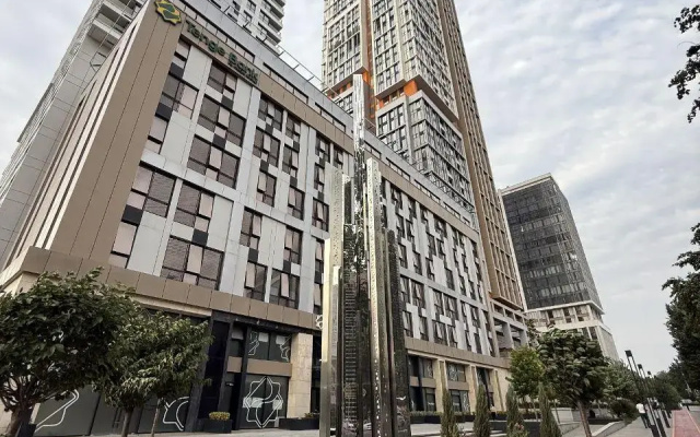 Royal Rentals (Роял Ренталс) на улице Батыра Закирова 1А/1 блок А