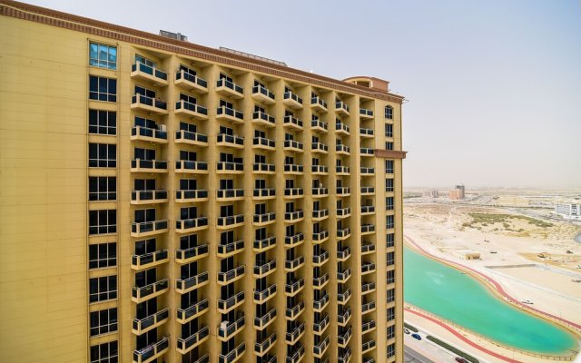 GreenFuture - Spacious Apartment Close to Dubai Sports City