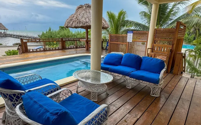 La Perla Azul Beach House