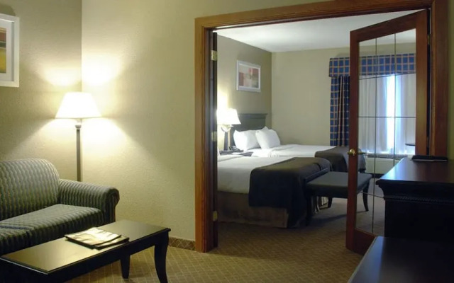 The Plaza Hotel & Suites Winona