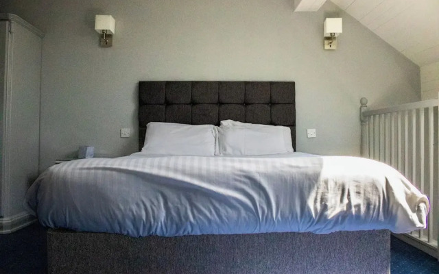 The Littleover Lodge Hotel