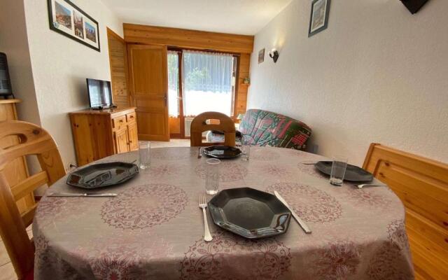 Appartement Le Grand-Bornand, 2 pièces, 6 personnes - FR-1-241-131