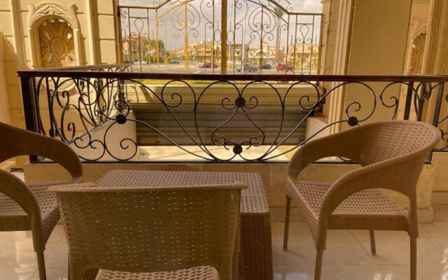La Royal Elite Five Stars- Jasmine 6 - New Cairo