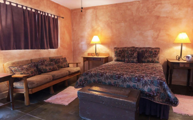 Rancho De La Osa Guest Ranch