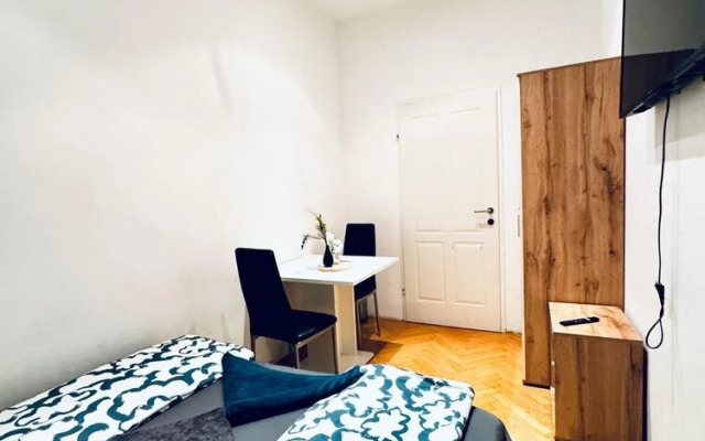 Perfect 7BR Stay Near Hauptbahnhof