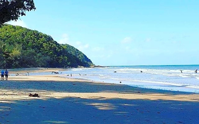 Daintree Crocodylus Village