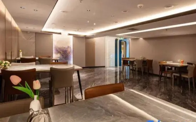 Kunlong Harbor Hotel