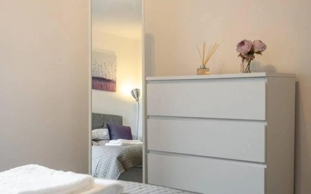 ☆Modern Flat, Close to University and City Centre☆