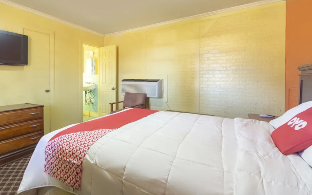 Hotel Brookhaven MS Hwy 51 North by OYO Rooms