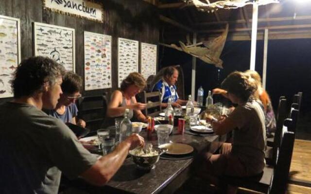 Sanctum Una Una Eco Dive Resort