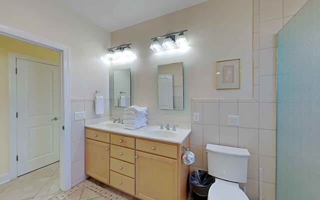 Lazy Urchin Seaclusion