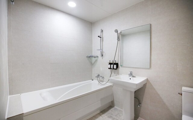 Jecheon Case Hotel