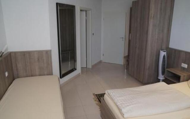 Bach Hotel