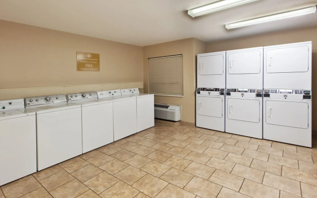 Sonesta Simply Suites Knoxville