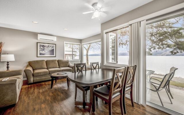 Perfect Getaway Cabin in the Okanagan 6