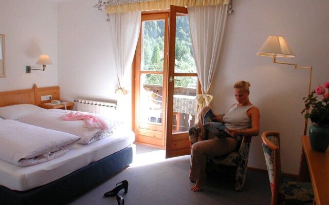 Berau Landhotel am See