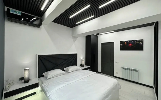 Apartment by Luxe Group MA777