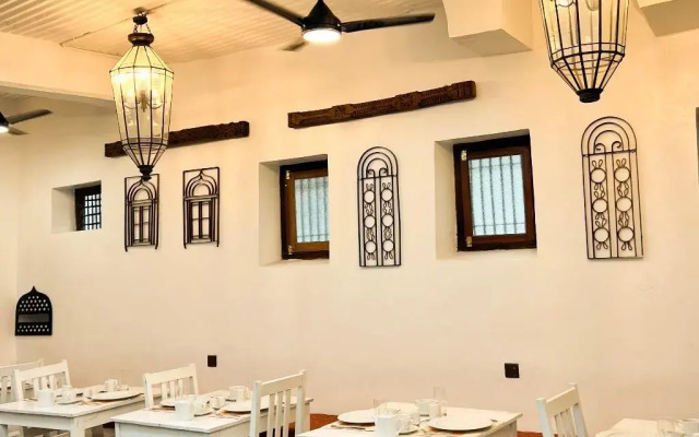 Zanzi House