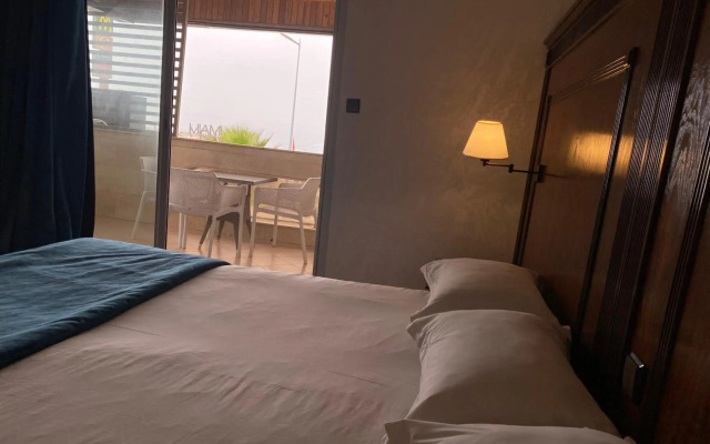 Hotel Azur